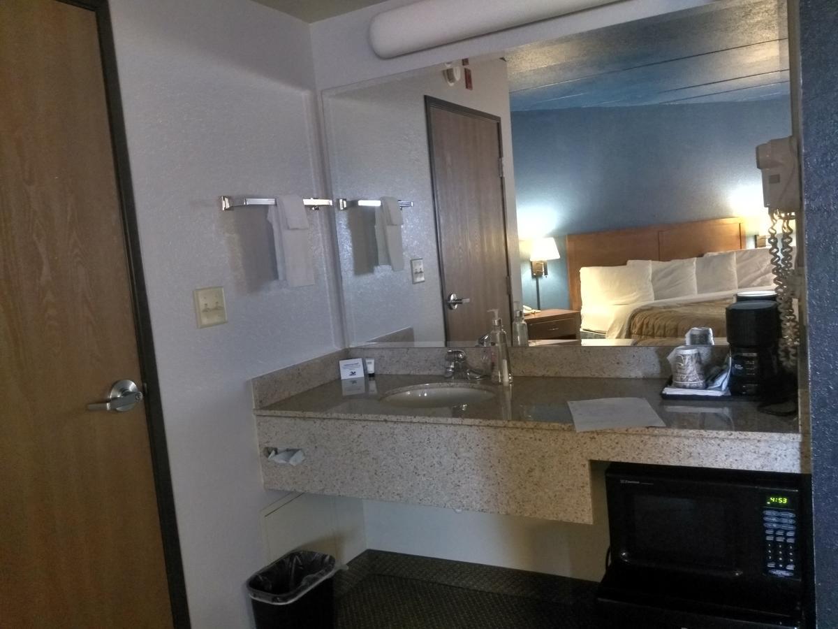 Madelia Hotel & Suites 外观 照片